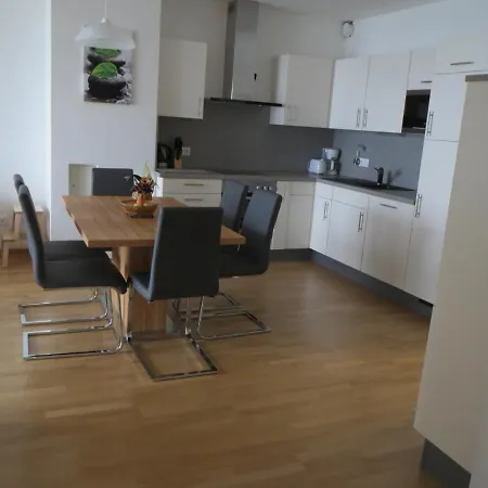 Haus Ckpk Lux 아파트호텔 4*